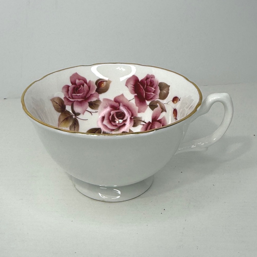 Royal Grafton Fine Bone China Teacup Rose‎ Floral Gold Rim Made in England